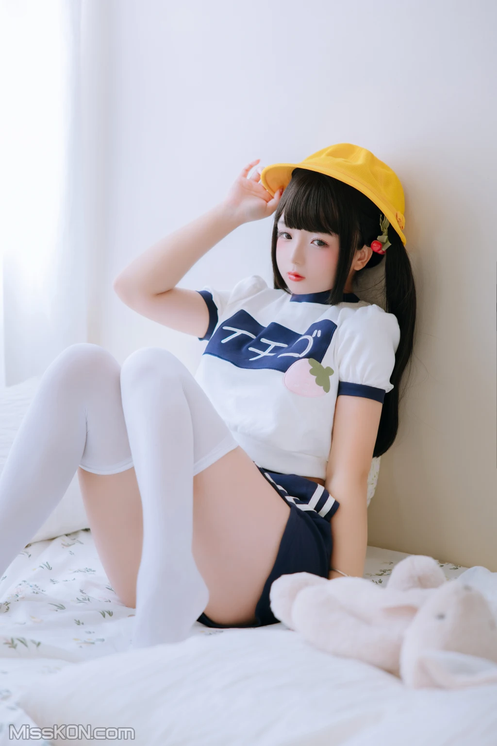 Coser@日奈娇: 萝莉 (105 photos)