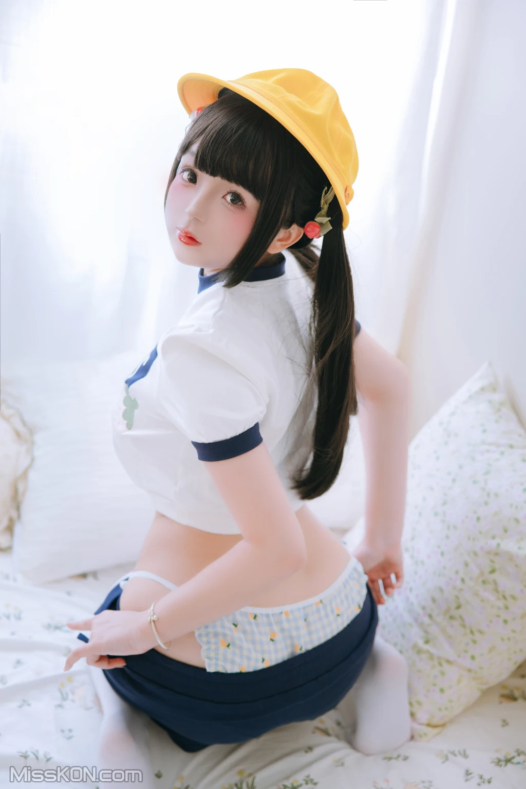 Coser@日奈娇: 萝莉 (105 photos)