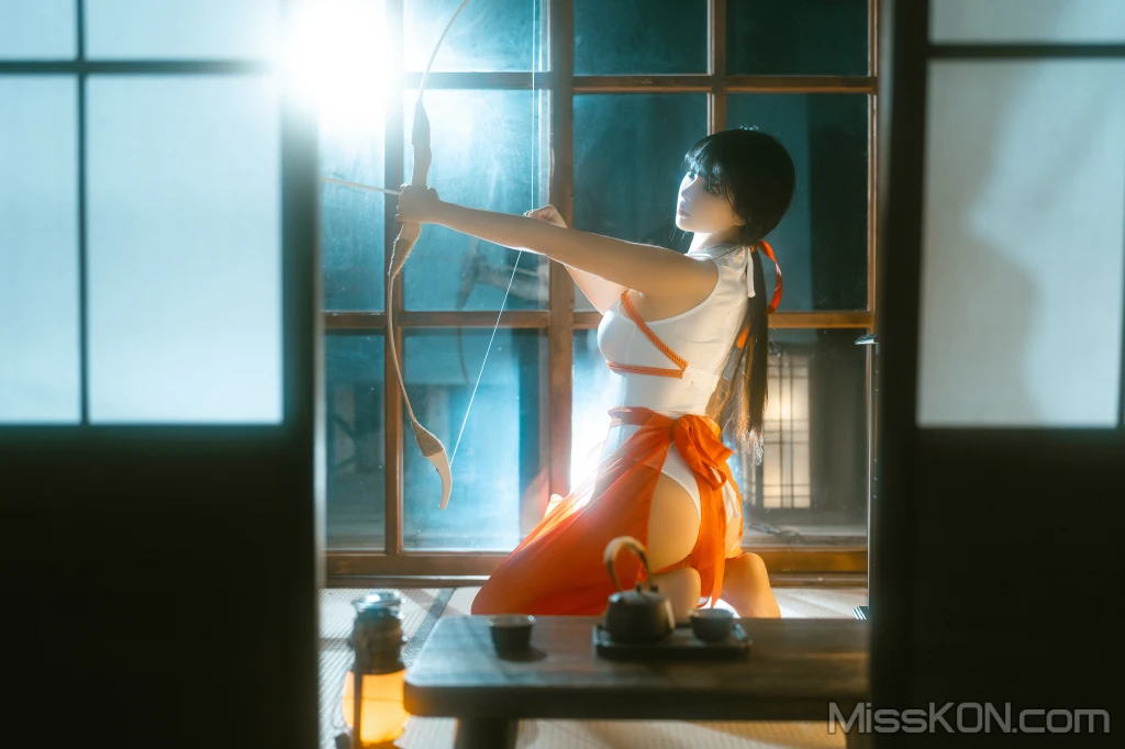Coser@桜井宁宁: 绳艺巫女 (61 photos)
