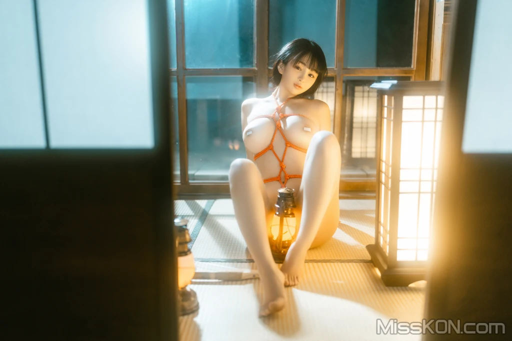 Coser@桜井宁宁: 绳艺巫女 (61 photos)