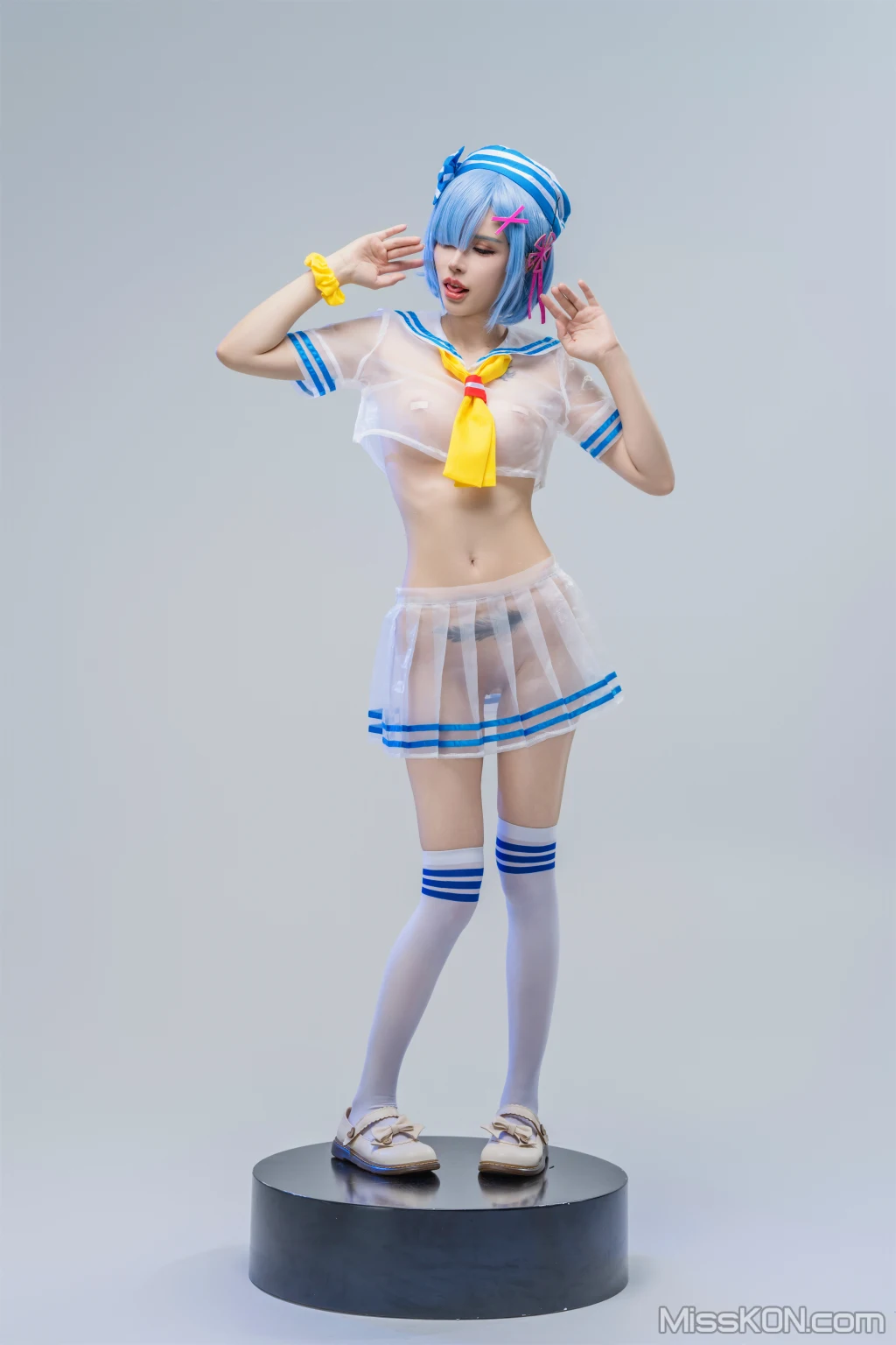 Coser@鹿八岁: 从零开始的异世界生活 蕾姆 (42 photos) – Page 2