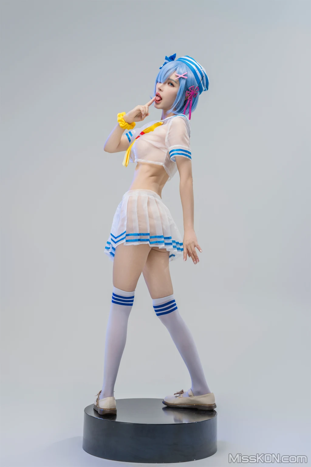 Coser@鹿八岁: 从零开始的异世界生活 蕾姆 (42 photos) – Page 2