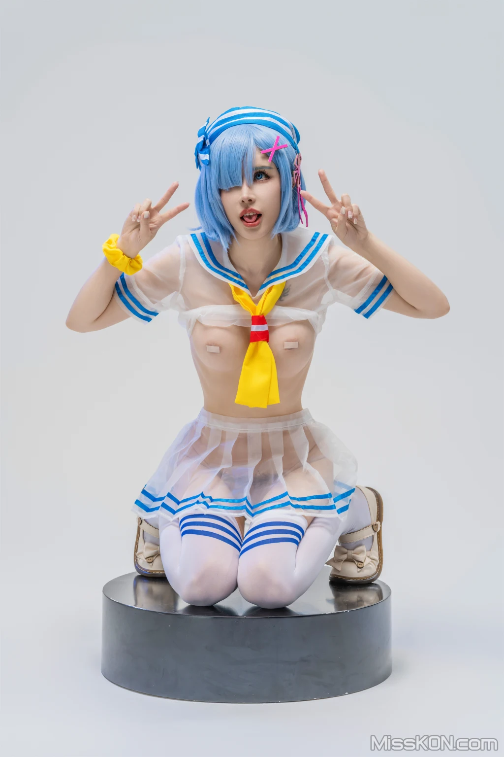 Coser@鹿八岁: 从零开始的异世界生活 蕾姆 (42 photos) – Page 2