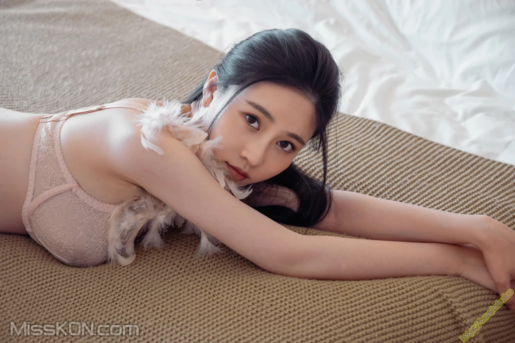 Coser@年年Nnian: 维多利亚的秘密 (94 photos) – Page 2