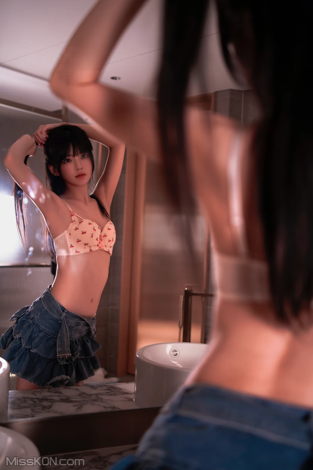 Coser@桜桃喵: Sweet Cherry (37 photos )