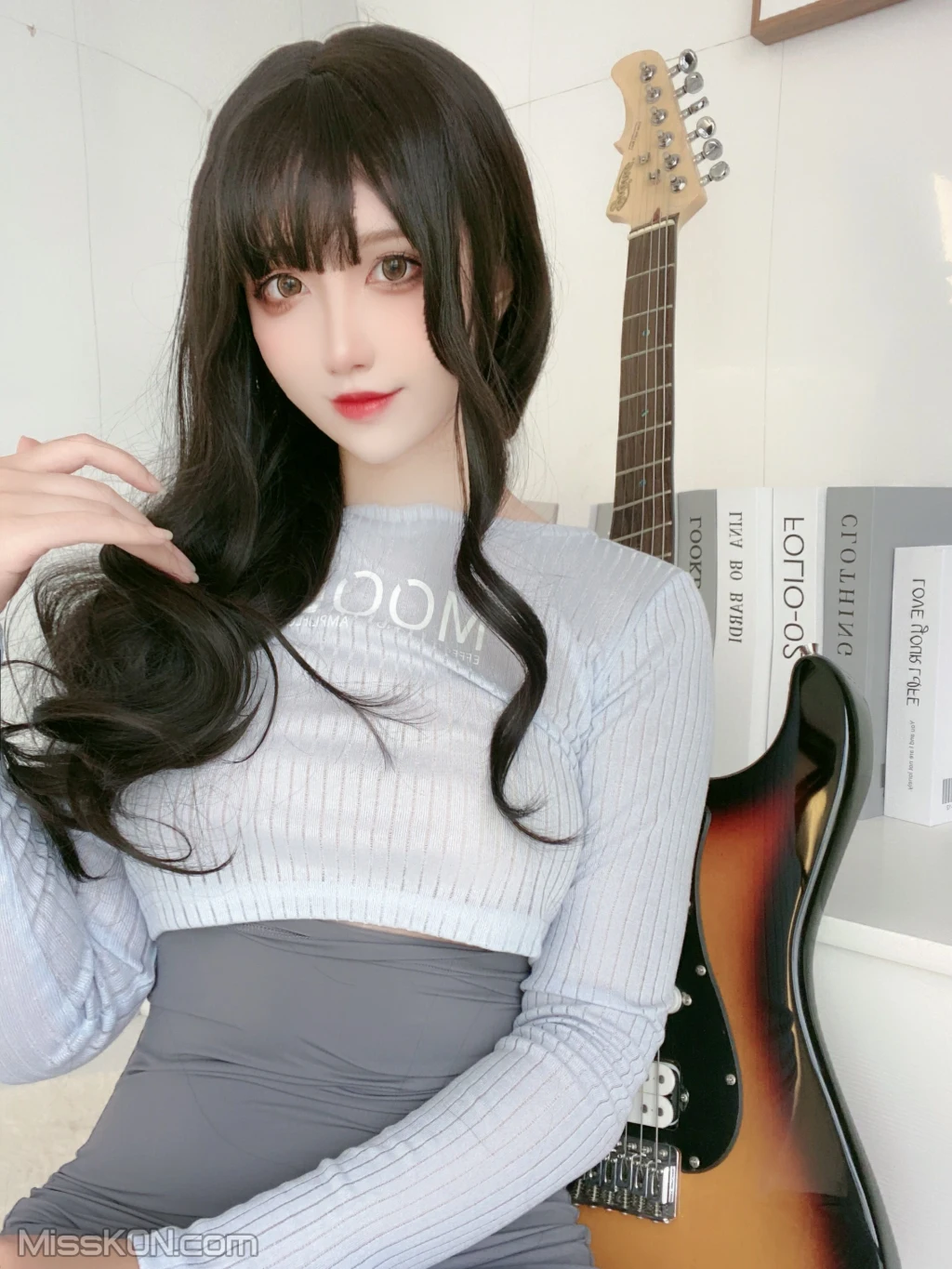 Coser@九曲Jean: 吉他妹妹 (40 photos)