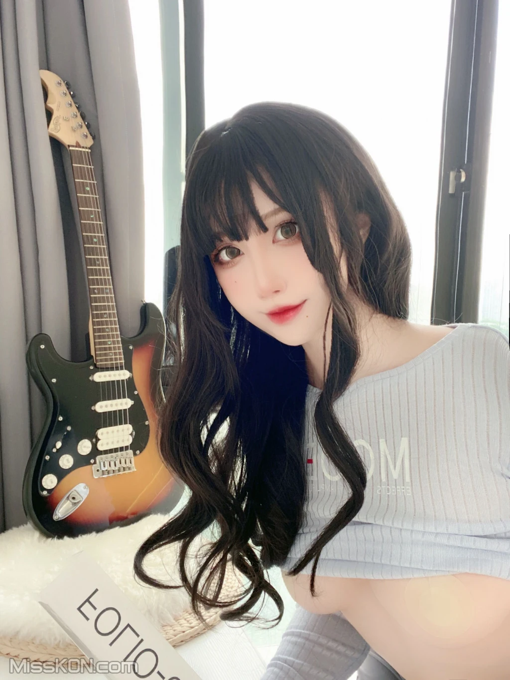 Coser@九曲Jean: 吉他妹妹 (40 photos)