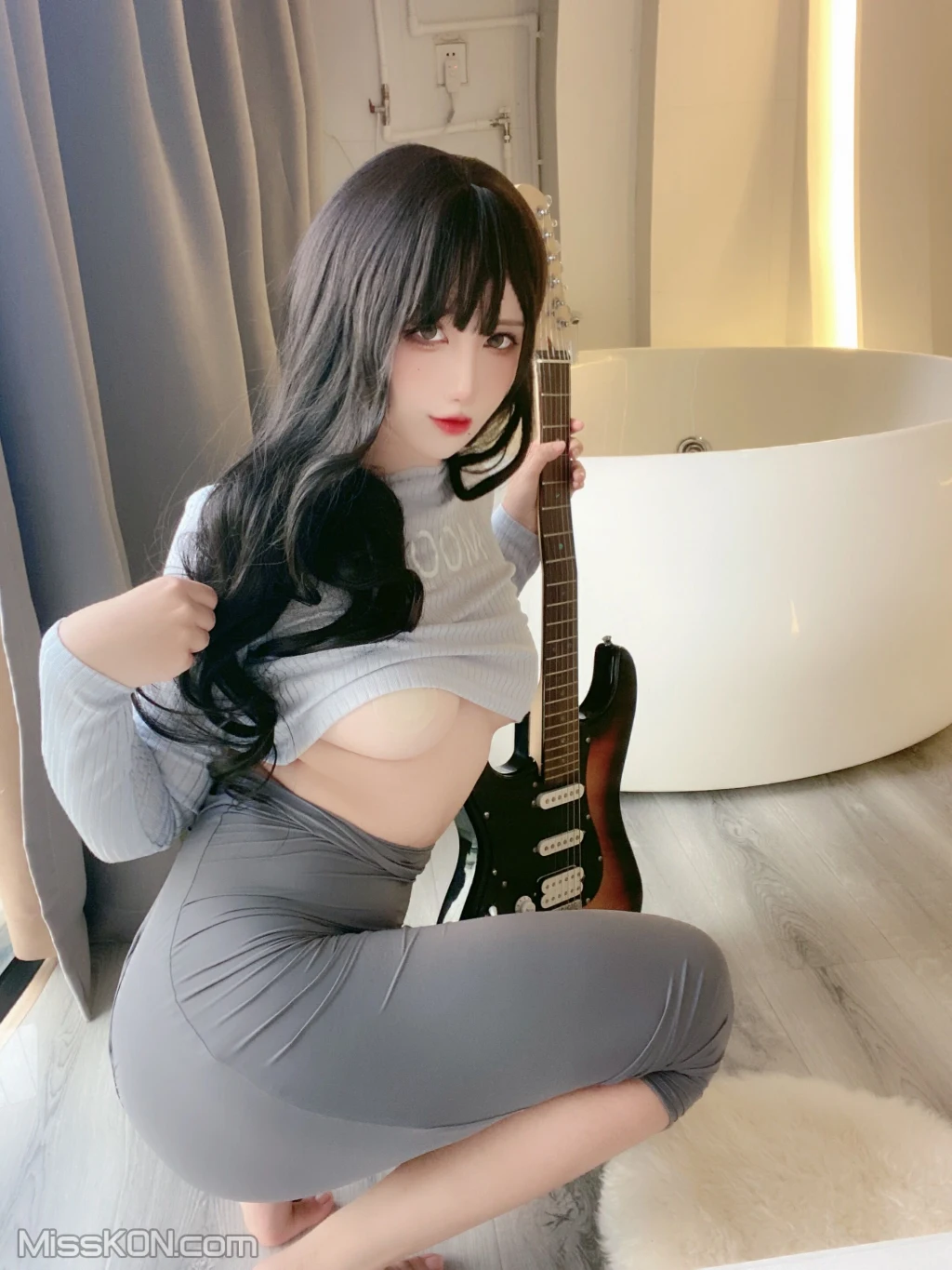 Coser@九曲Jean: 吉他妹妹 (40 photos)