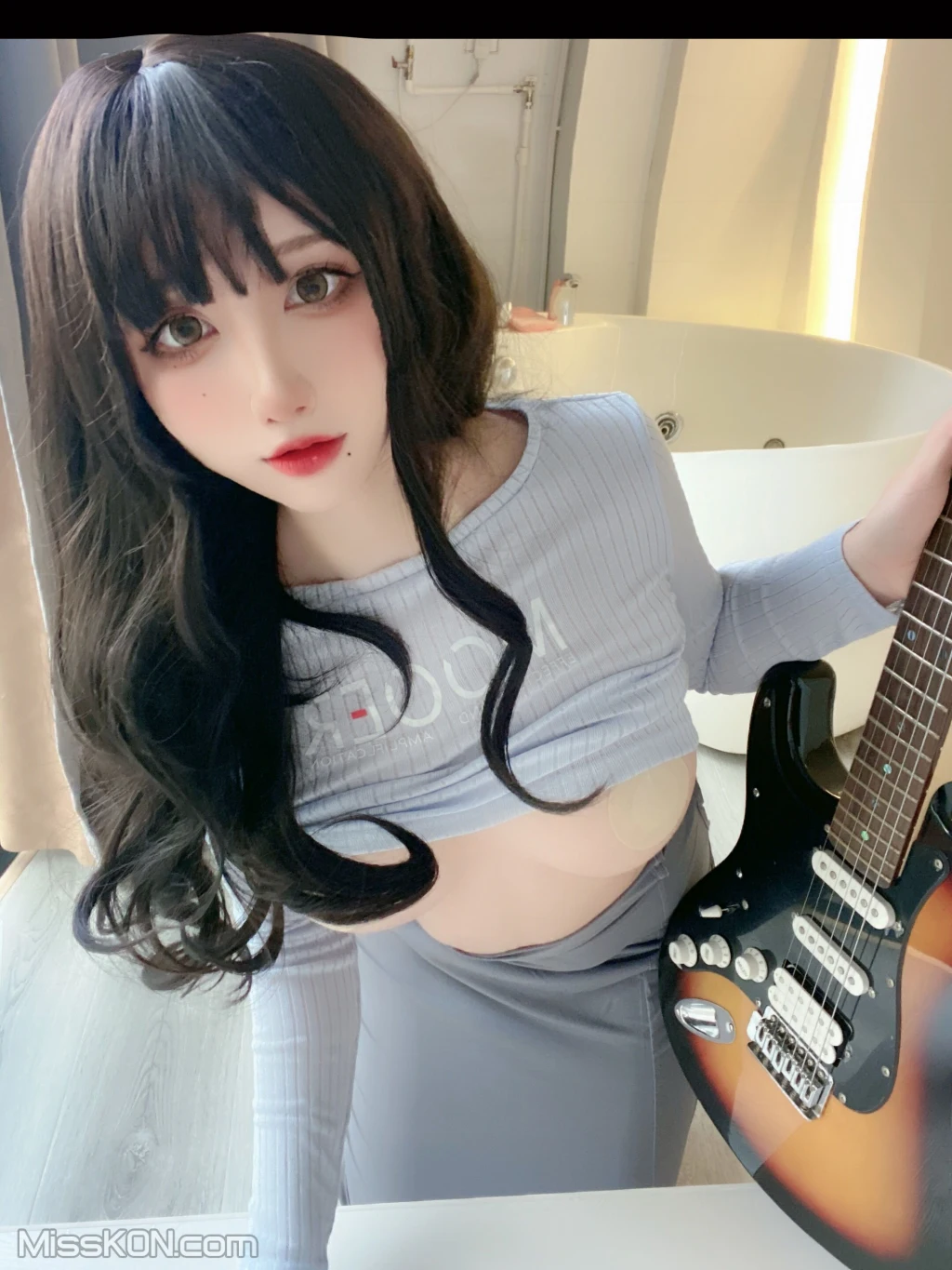 Coser@九曲Jean: 吉他妹妹 (40 photos)