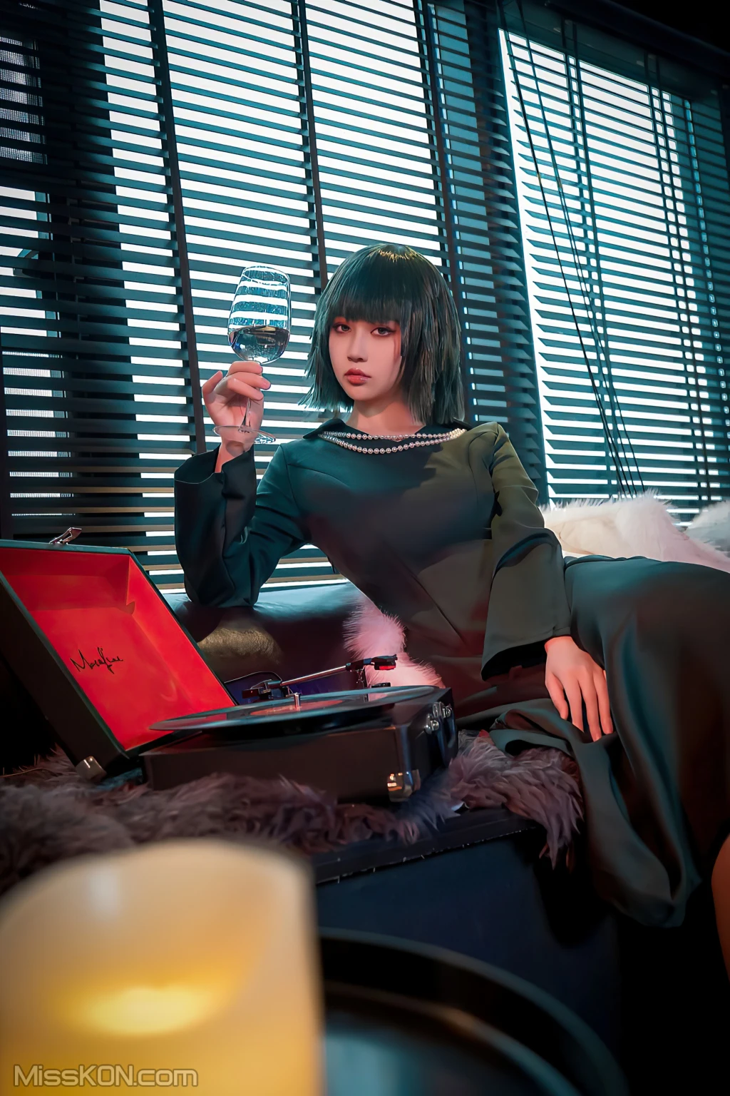 Coser@年年Nnian: 地狱吹雪 (50 photos)
