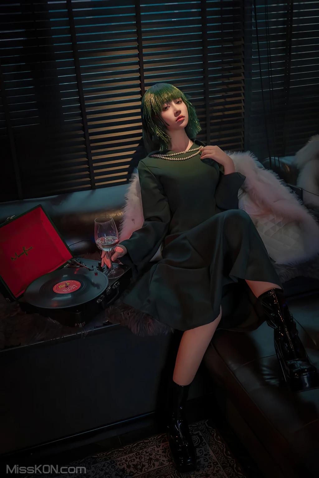 Coser@年年Nnian: 地狱吹雪 (50 photos)