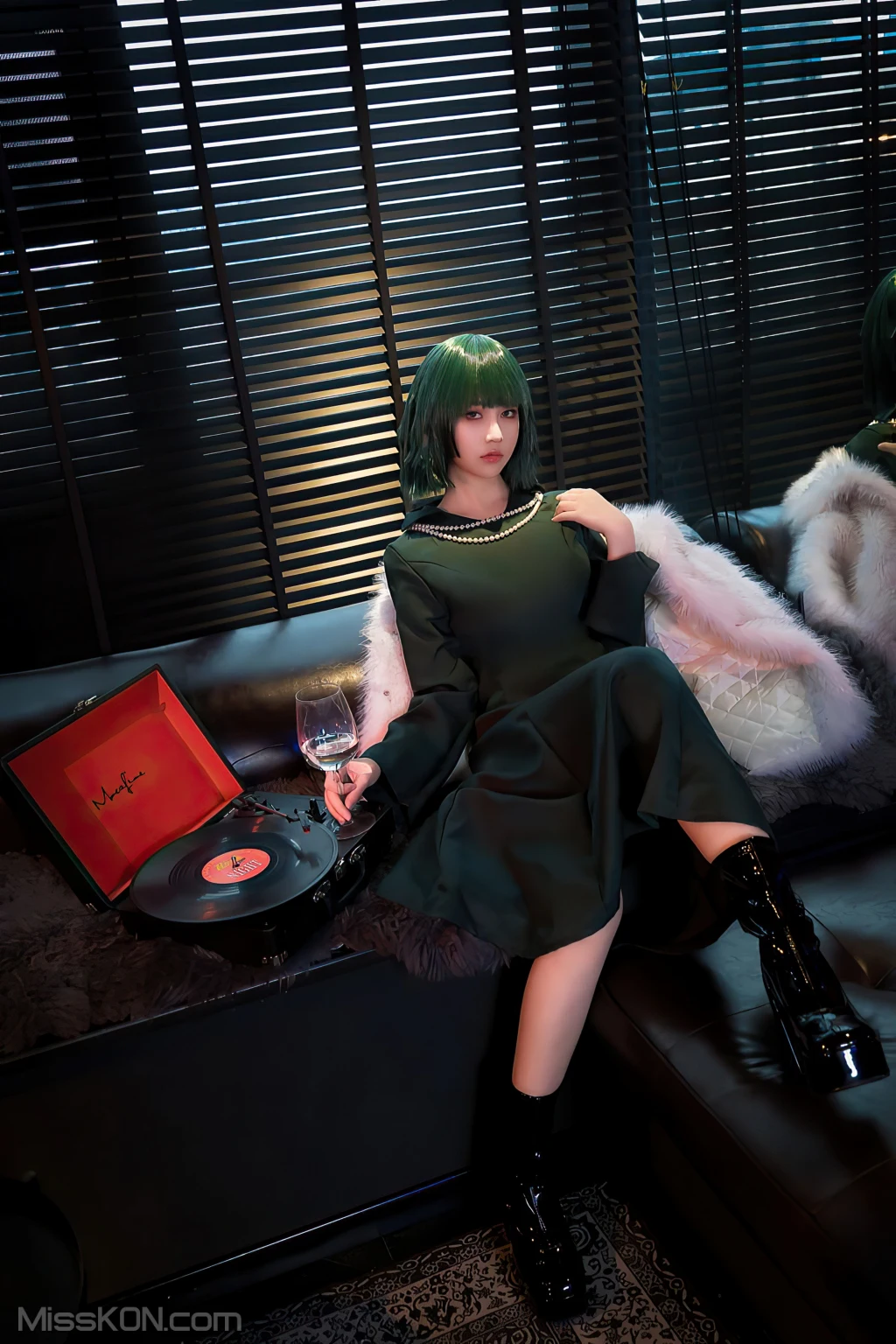 Coser@年年Nnian: 地狱吹雪 (50 photos)