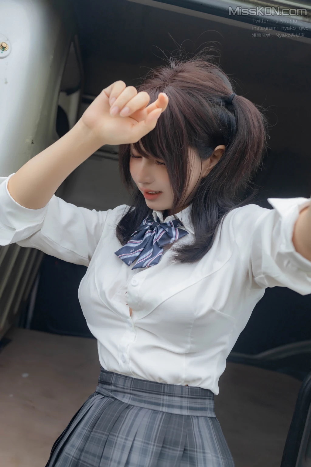 Coser@Nyako喵子: 诱拐本 (265 photos )