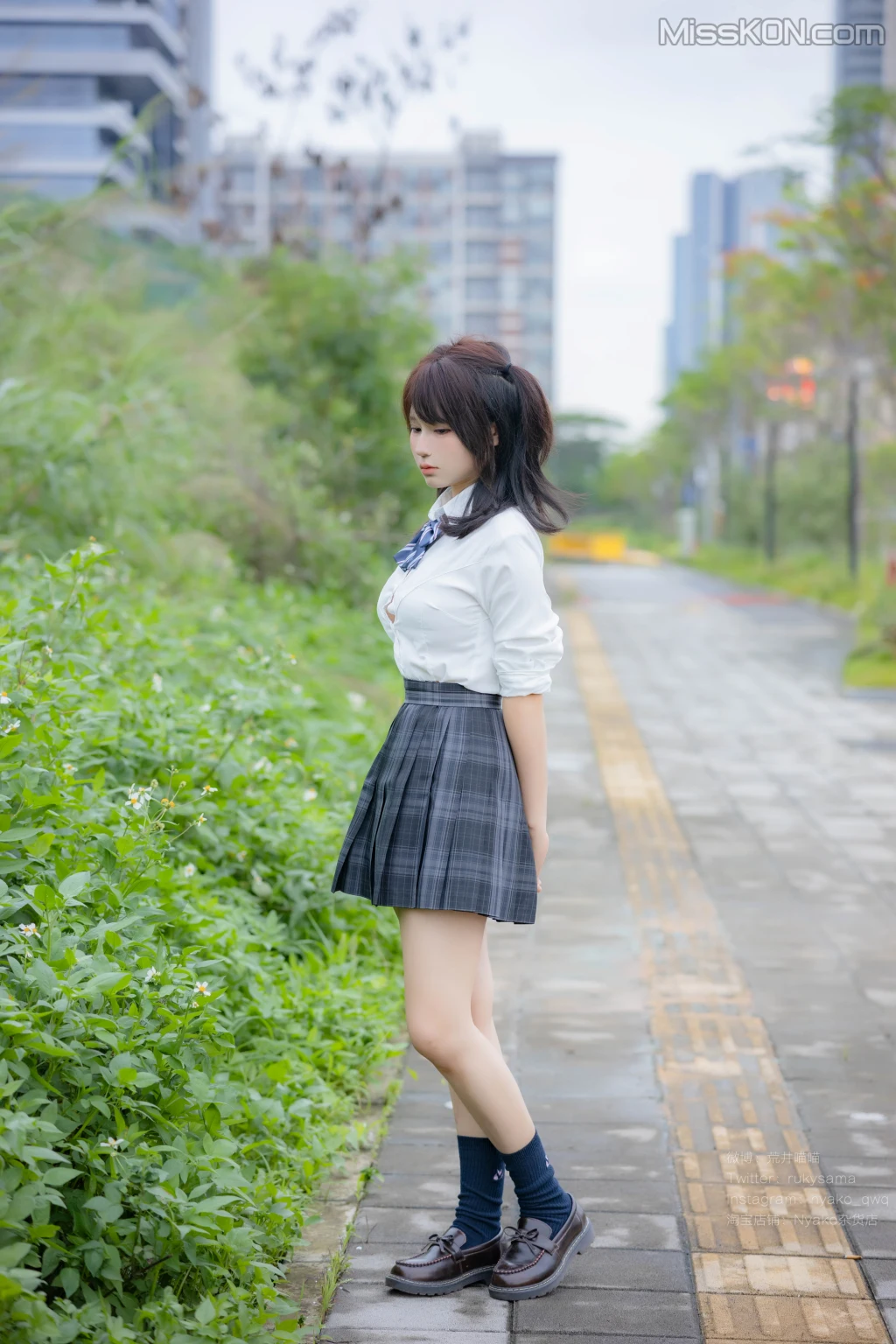 Coser@Nyako喵子: 诱拐本 (265 photos )