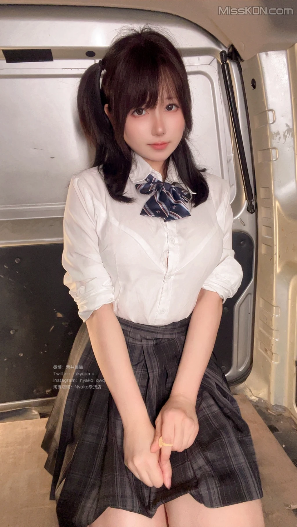 Coser@Nyako喵子: 诱拐本 (265 photos )