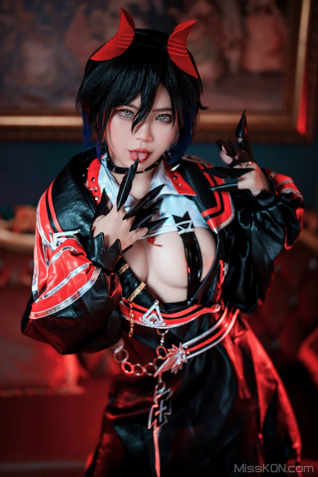 Coser@ZinieQ: Ulrich von Hutten Azur Lane (36 photos )