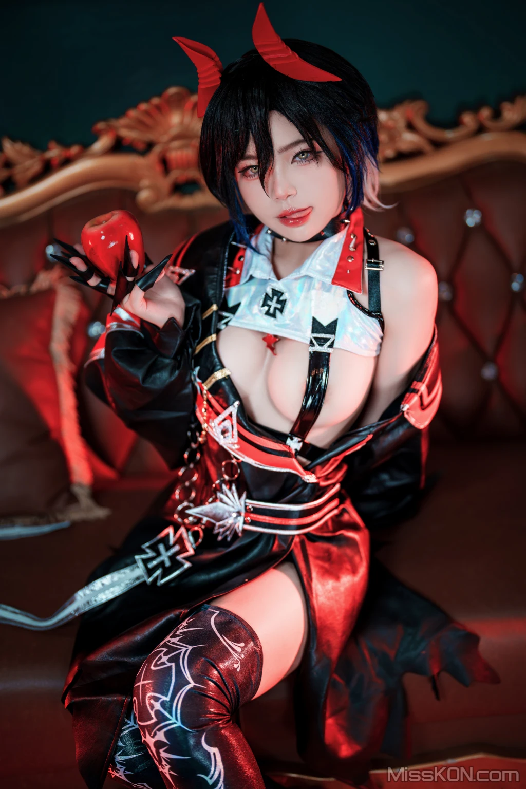 Coser@ZinieQ: Ulrich von Hutten Azur Lane (36 photos )