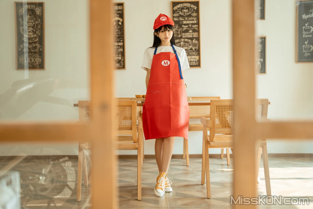 Coser@桜井宁宁: 马里奥围裙 (50 photos)