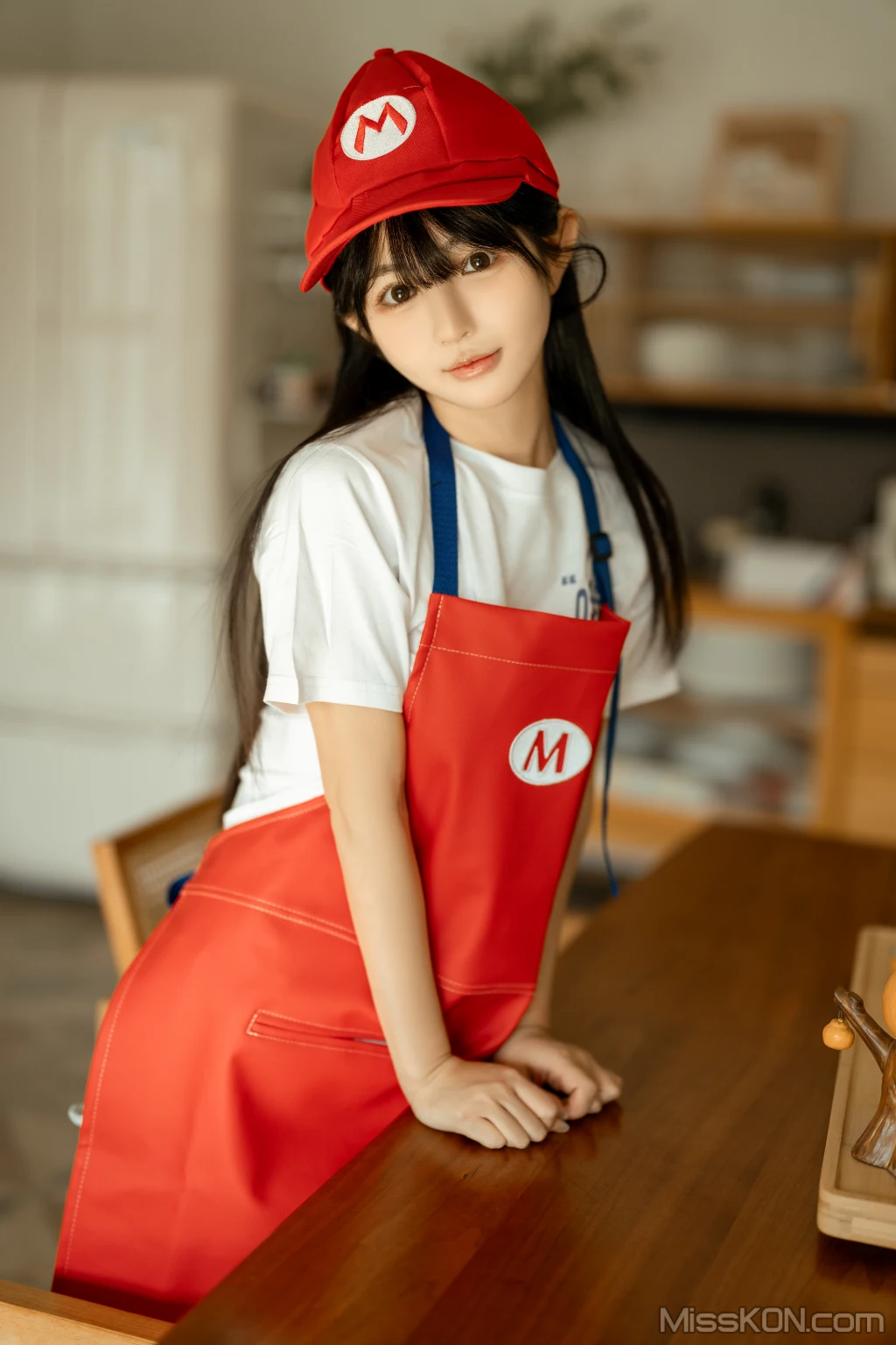 Coser@桜井宁宁: 马里奥围裙 (50 photos)