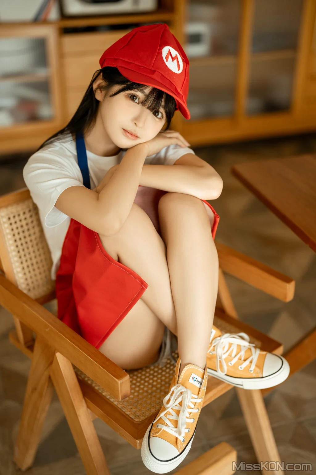 Coser@桜井宁宁: 马里奥围裙 (50 photos)