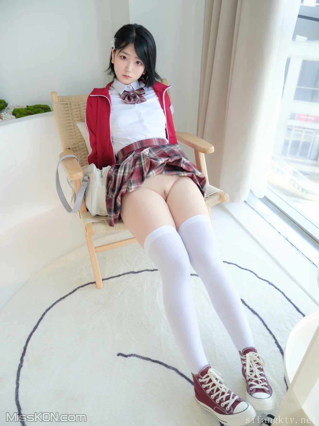 [素人渔夫] R18 林书辞: JK服清纯美少女嫩妹&小枫 (116 photos + 1 video)