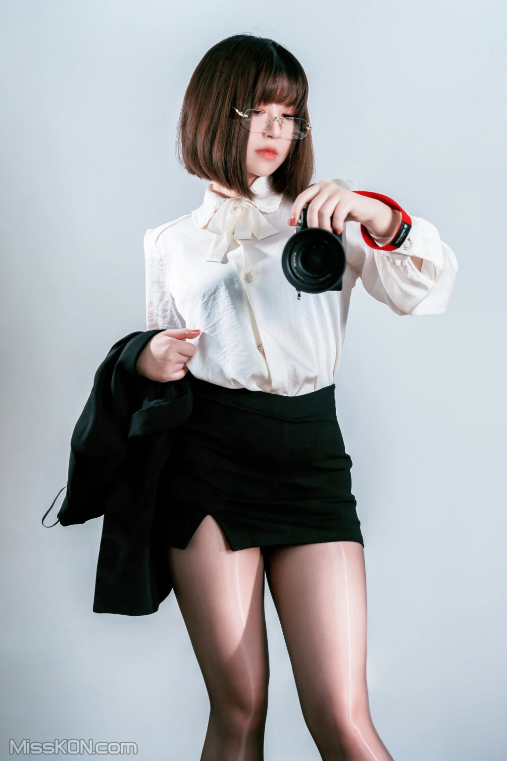 Coser@半半子: OL自撮 (28 photos )
