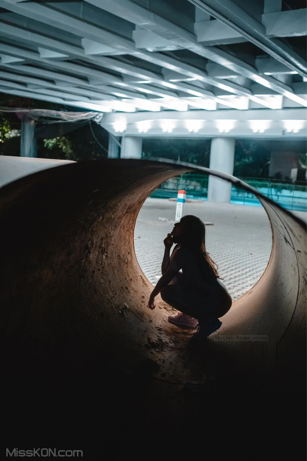 Coser@有喵酱: 夜晚户外露出 (96 photos + 1 video)