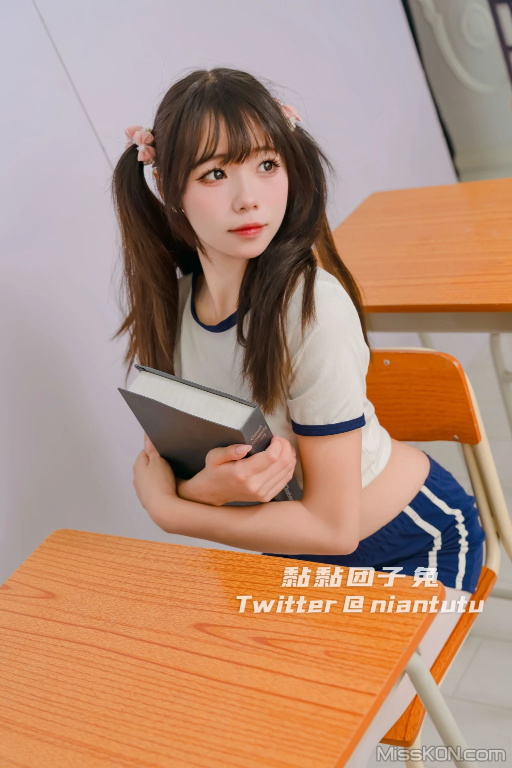 Coser@黏黏团子兔: 特别授课 (52 photos)