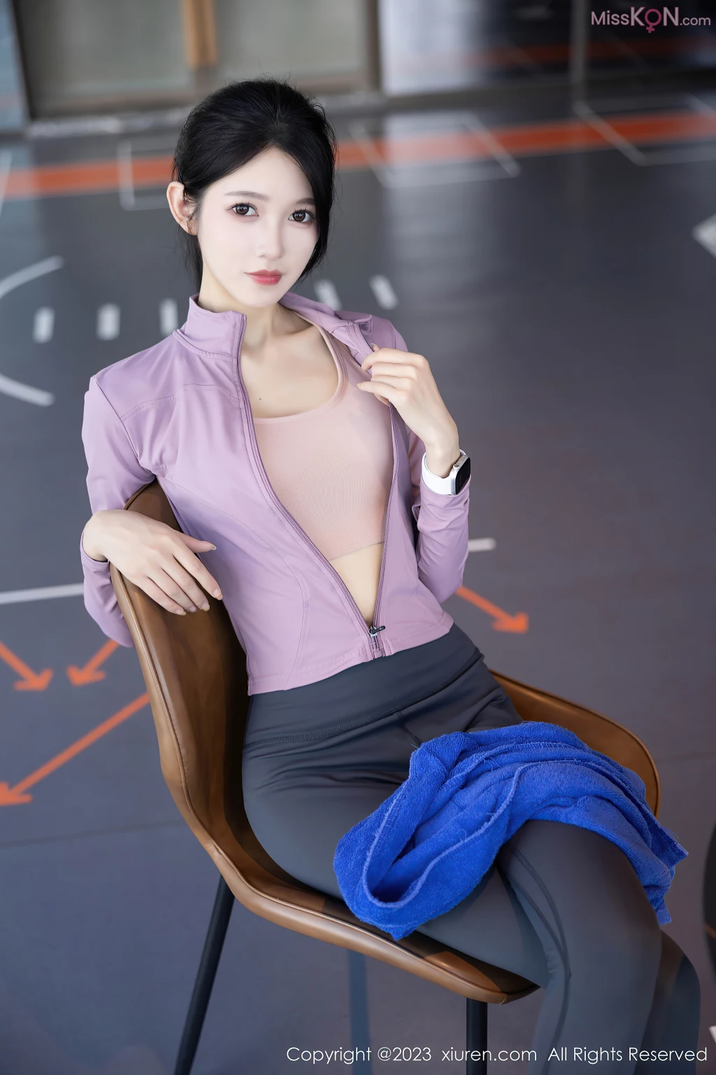 XIUREN No.7433 – 7442 (783 photos)