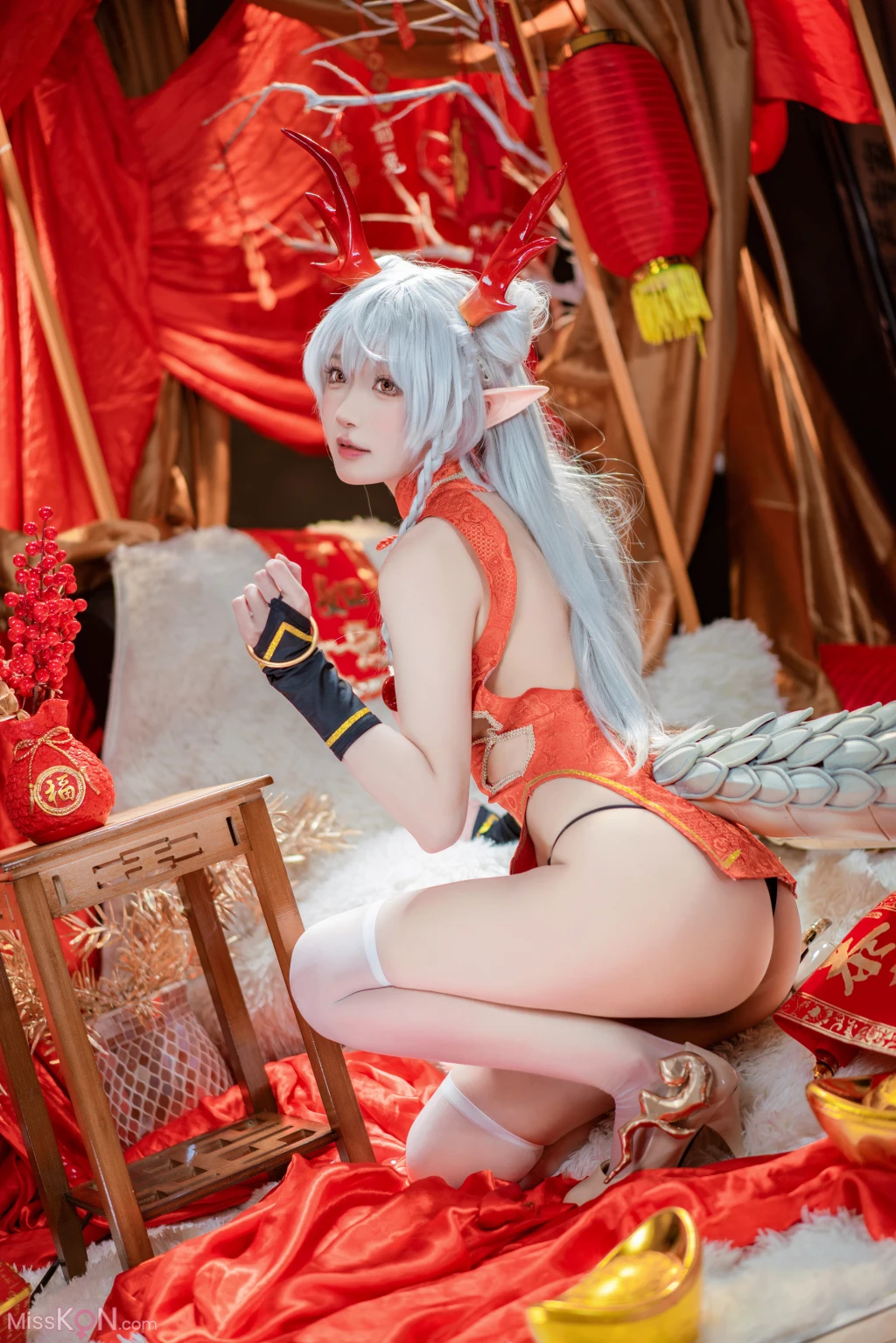 Coser@阿包也是兔娘: 新春贺图 龙妹 (45 photos )