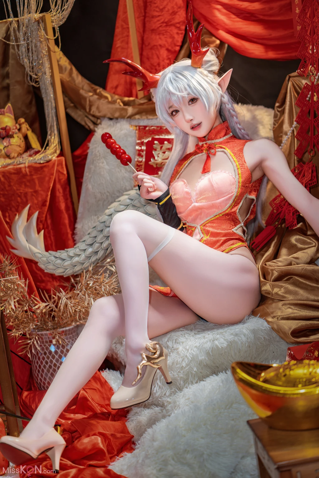 Coser@阿包也是兔娘: 新春贺图 龙妹 (45 photos )