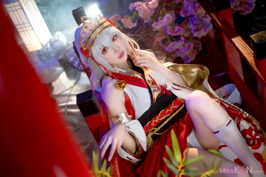 Coser@阿包也是兔娘: 巫女浴池 (58 photos + 1 video)