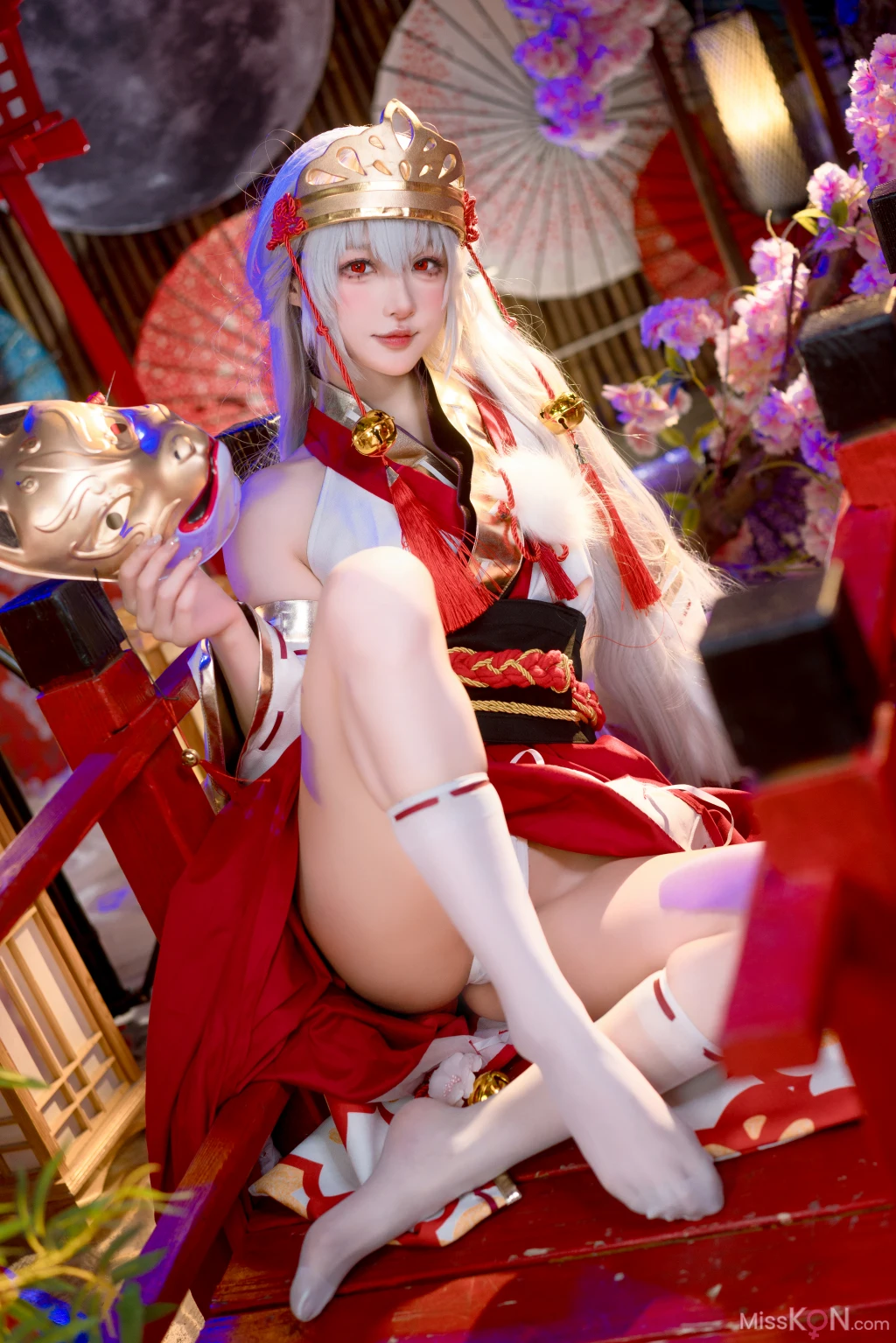 Coser@阿包也是兔娘: 巫女浴池 (58 photos + 1 video)