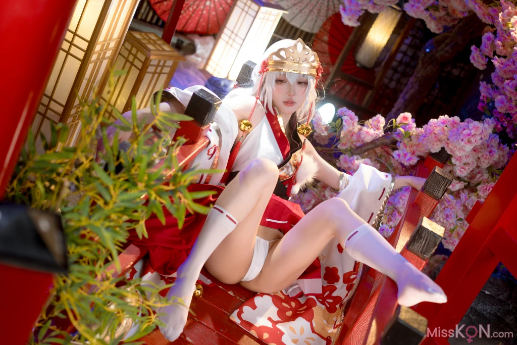Coser@阿包也是兔娘: 巫女浴池 (58 photos + 1 video) – Page 2