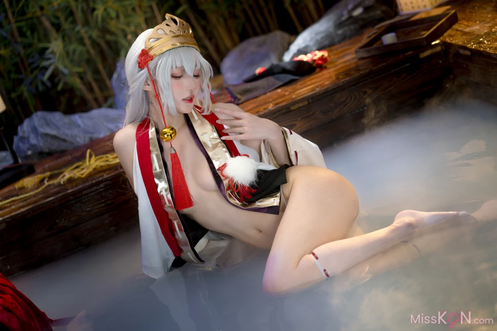 Coser@阿包也是兔娘: 巫女浴池 (58 photos + 1 video) – Page 4