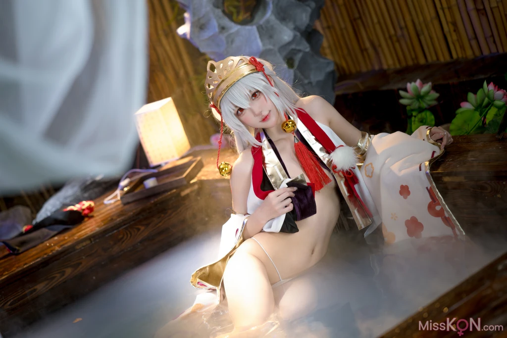 Coser@阿包也是兔娘: 巫女浴池 (58 photos + 1 video) – Page 4