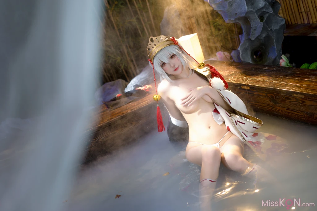 Coser@阿包也是兔娘: 巫女浴池 (58 photos + 1 video) – Page 5