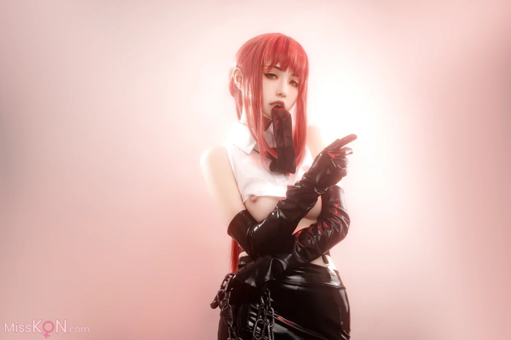 Coser@爆机少女喵小吉 (Nekokoyoshi): 电锯人 玛奇玛 (88 photos )