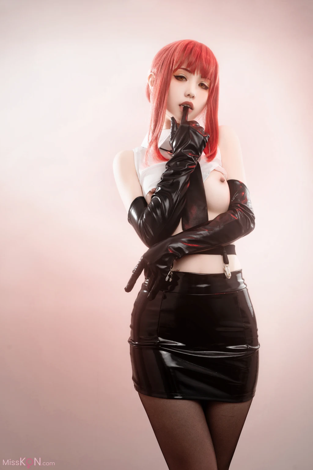 Coser@爆机少女喵小吉 (Nekokoyoshi): 电锯人 玛奇玛 (88 photos )