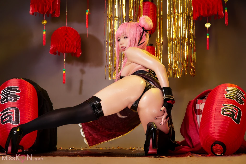Coser@ZinieQ: Azur Lane Bremerton Qipao (32 photos )