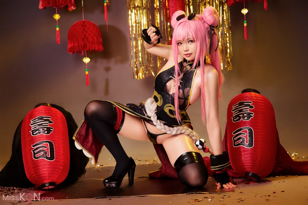Coser@ZinieQ: Azur Lane Bremerton Qipao (32 photos )