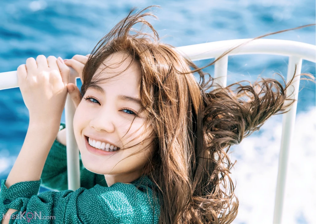 [JP] NANAMI: Blow (77 photos)