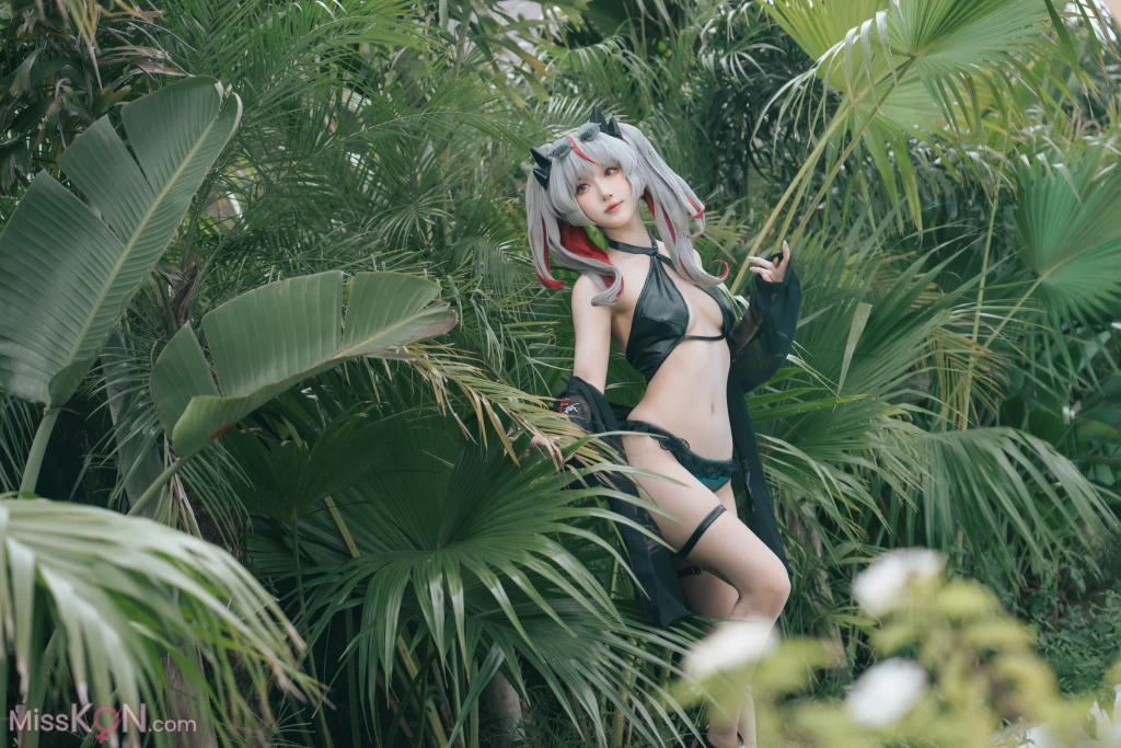 Coser@阿包也是兔娘: 碧蓝航线阿诺德 (38 photos)