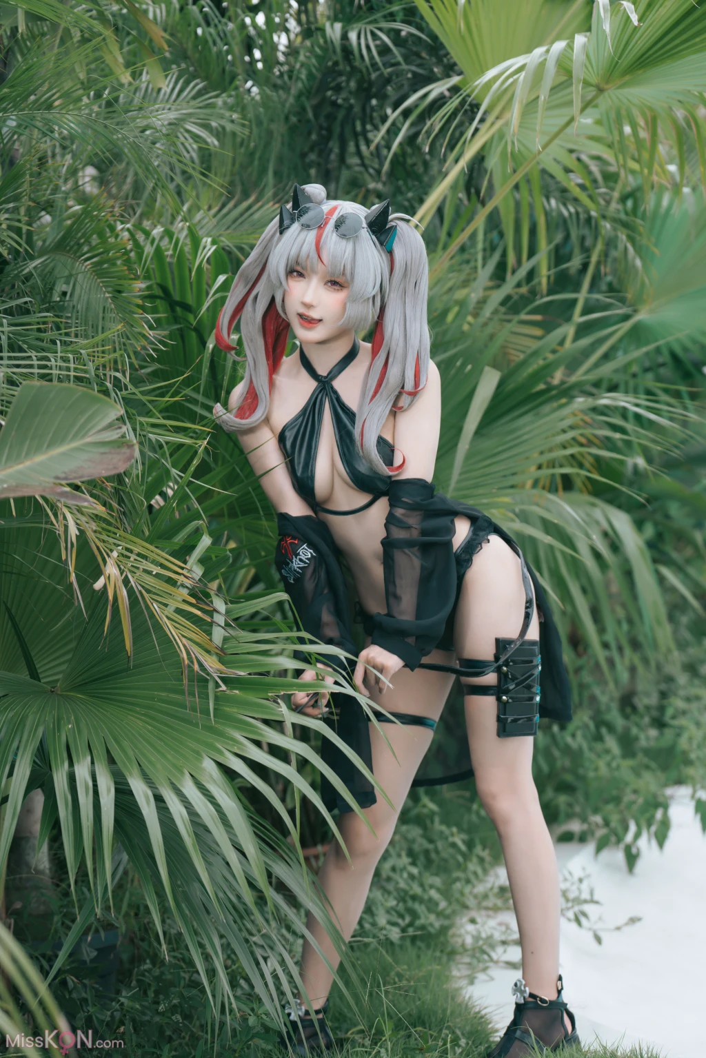 Coser@阿包也是兔娘: 碧蓝航线阿诺德 (38 photos)