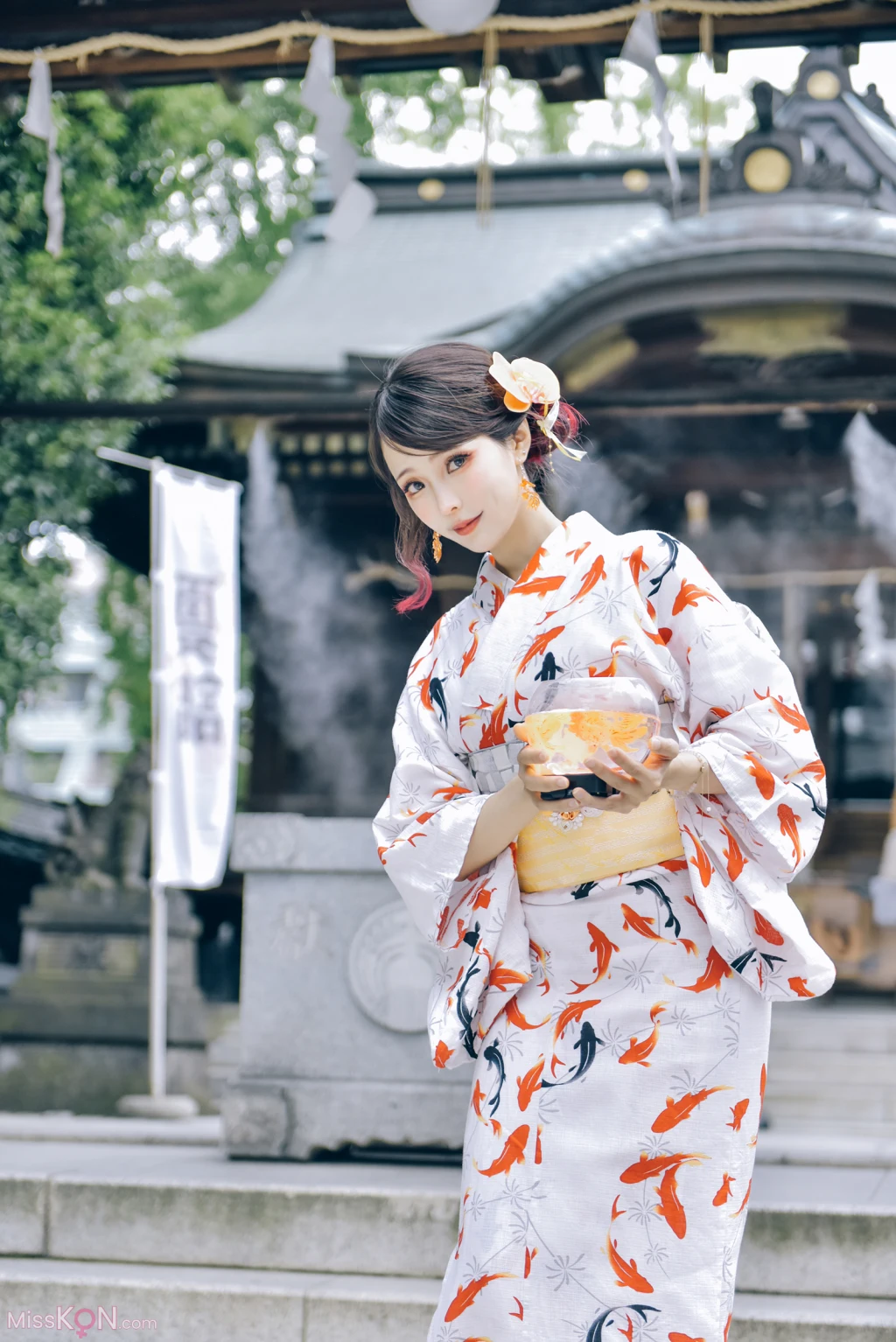 Coser@Ely_eee (ElyEE子): Goldfish Stroll 金魚散步 (30 photos + 2 videos)