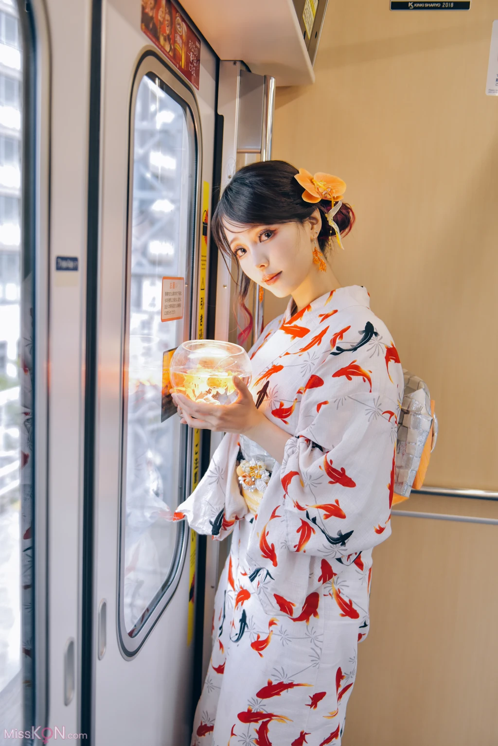 Coser@Ely_eee (ElyEE子): Goldfish Stroll 金魚散步 (30 photos + 2 videos) – Page 3