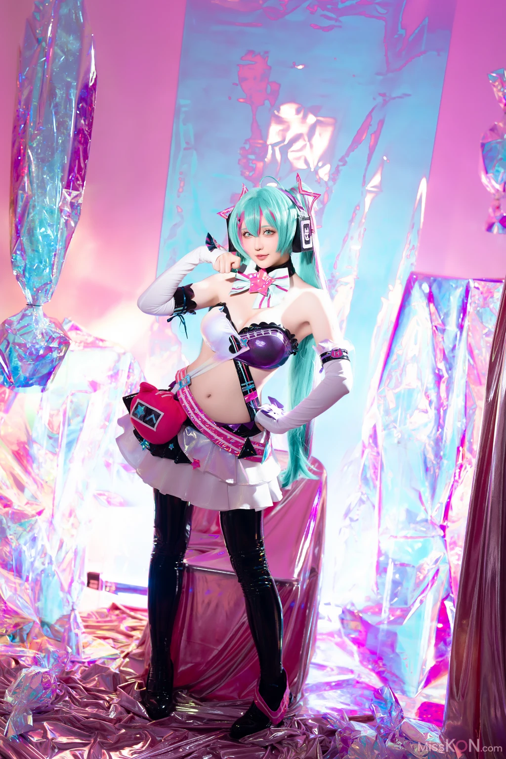 Coser@星之迟迟Hoshilily: Miku初音未来 喵斯快跑 (73 photos + 1 video)