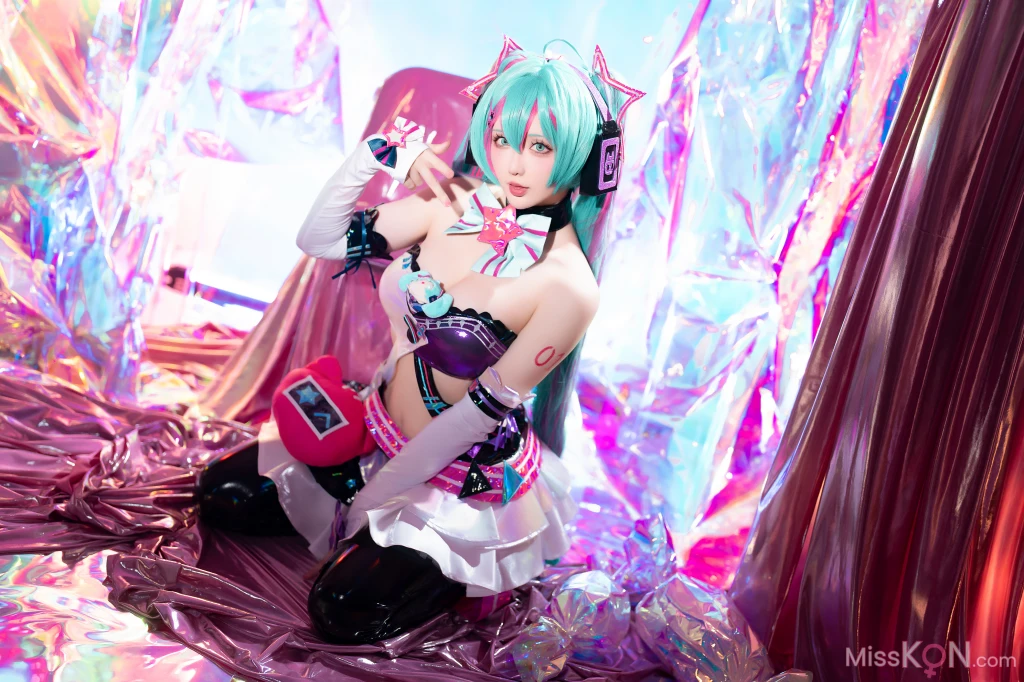 Coser@星之迟迟Hoshilily: Miku初音未来 喵斯快跑 (73 photos + 1 video) – Page 4