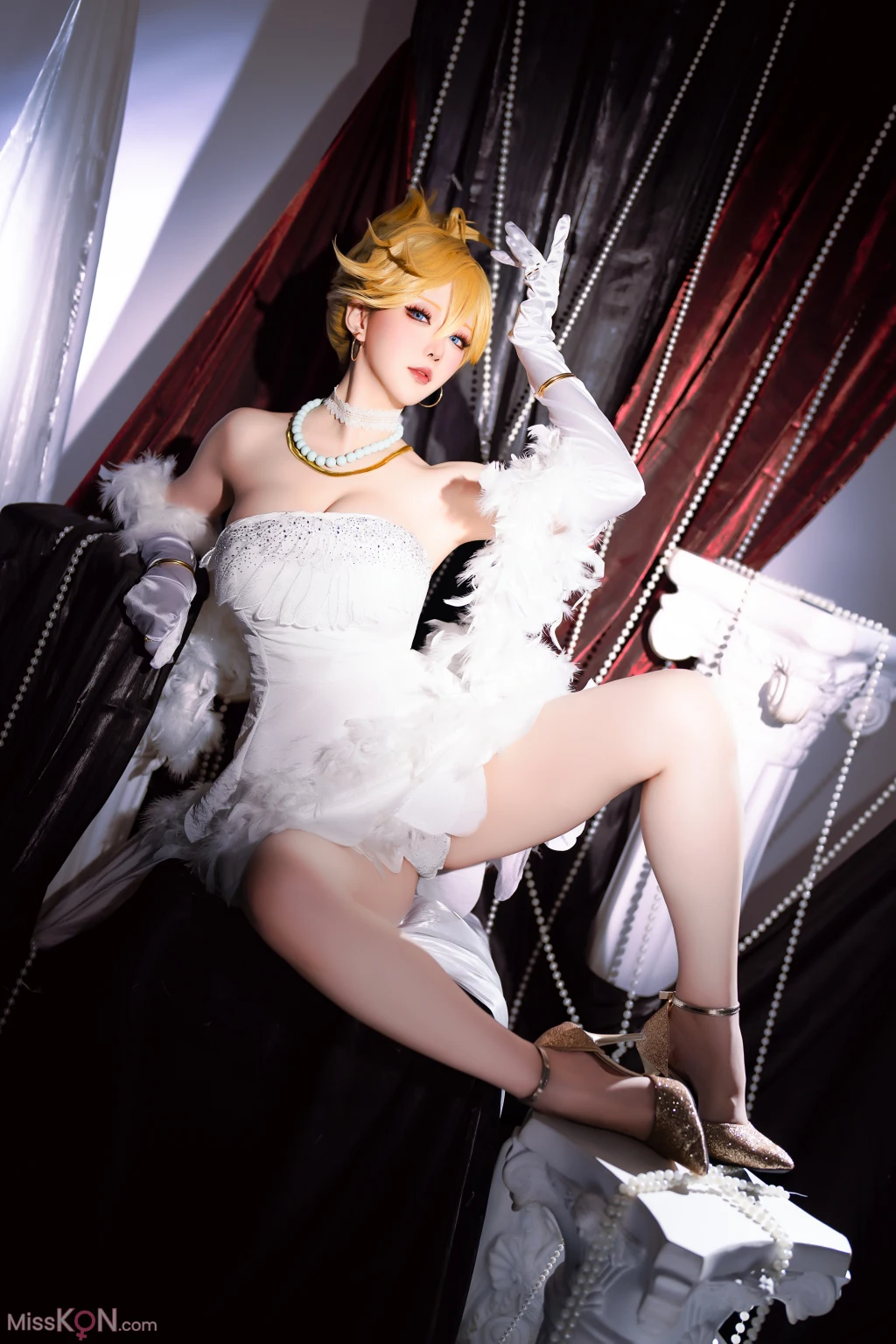 Coser@星之迟迟Hoshilily: 吊带袜天使-潘迪礼服 (45 photos + 1 video) – Page 2