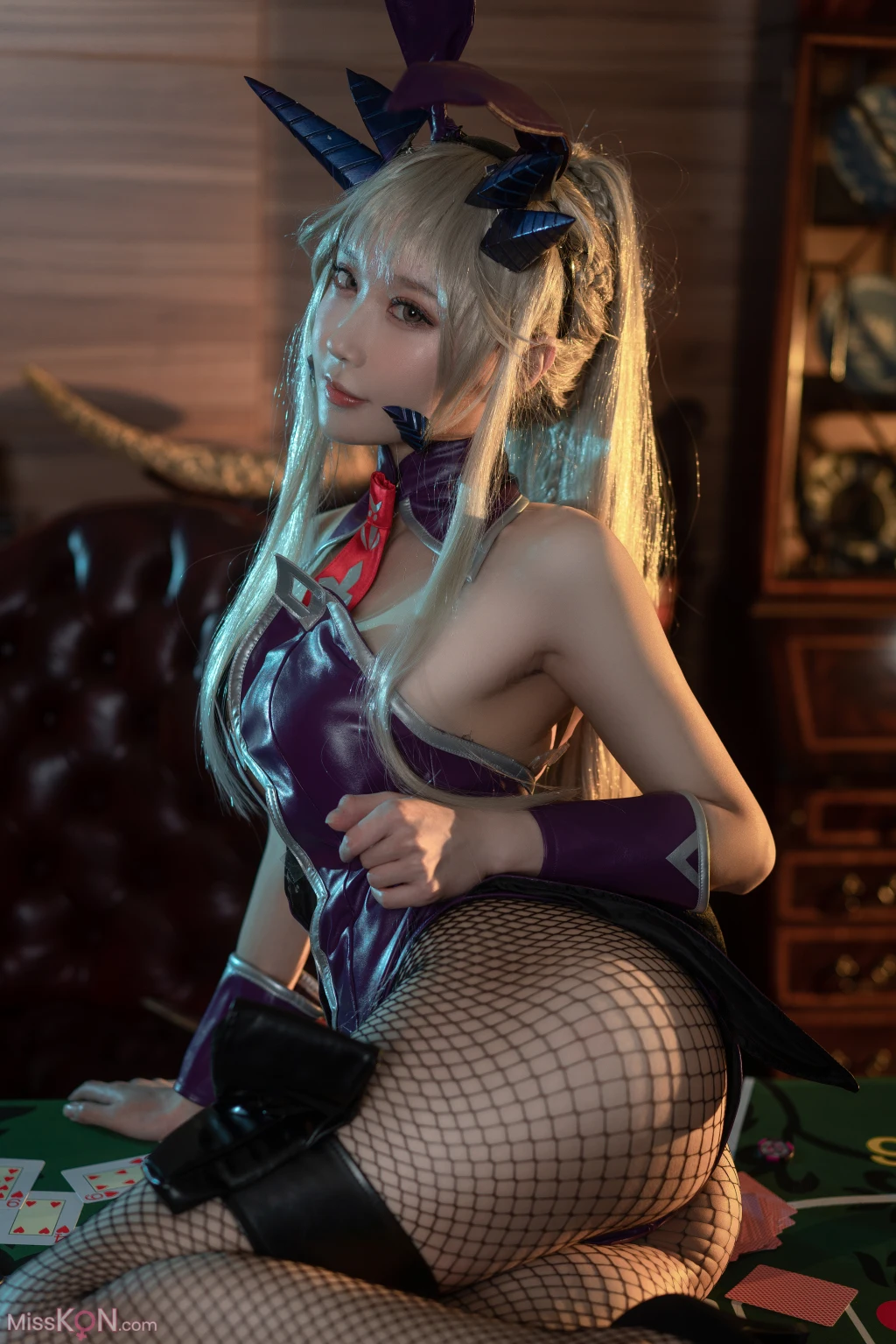 Coser@阿包也是兔娘: 黑枪呆兔女郎 (25 photos)